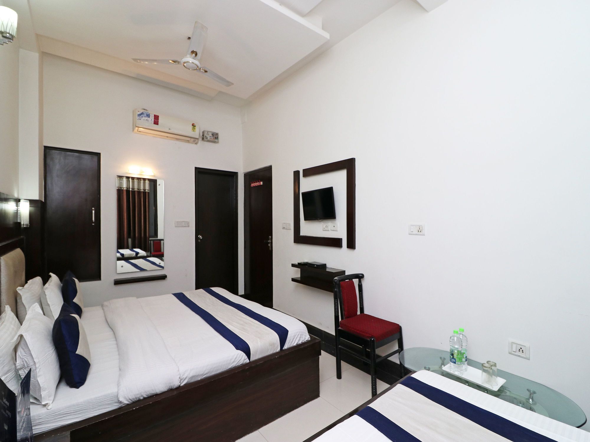 Oyo 9974 Hotel Taj Prince Agra  Eksteriør bilde